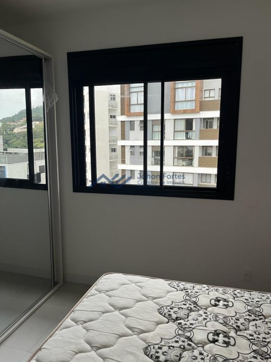 apartamento-venda-carvoeira-732077