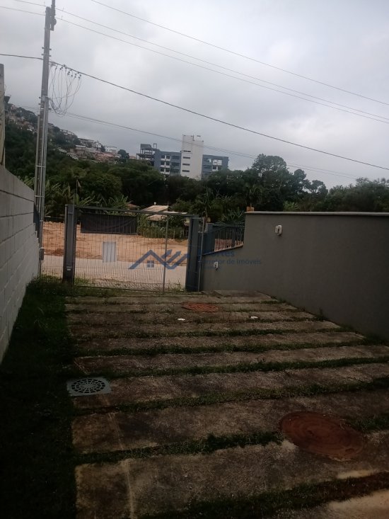 casa-geminada-venda-saco-grande-536741