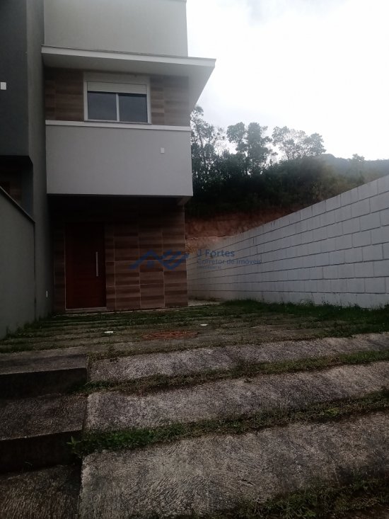 casa-geminada-venda-saco-grande-536742