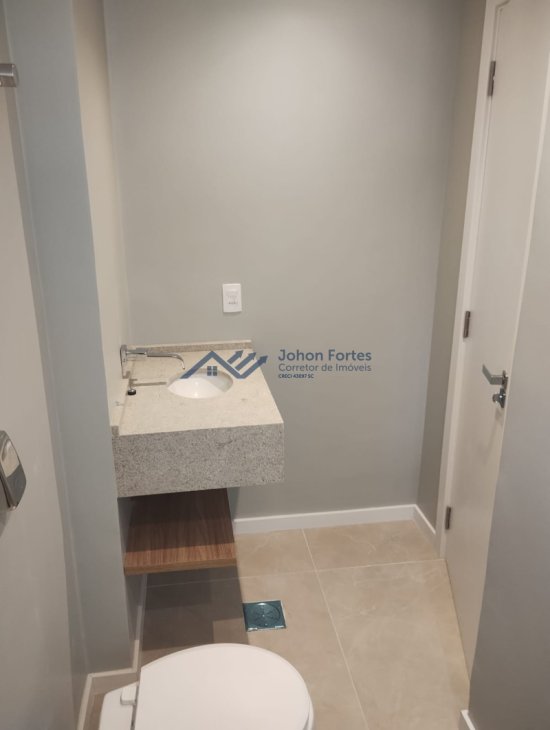 apartamento-venda-apartamento-com-2-dorms-sendo-1-suite-no-centro-de-florianopolis-1012206